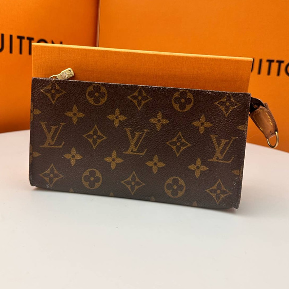 Louis Vuitton Handbags - 💎✨Louis Vuitton✨💎 Authentic Small pouch